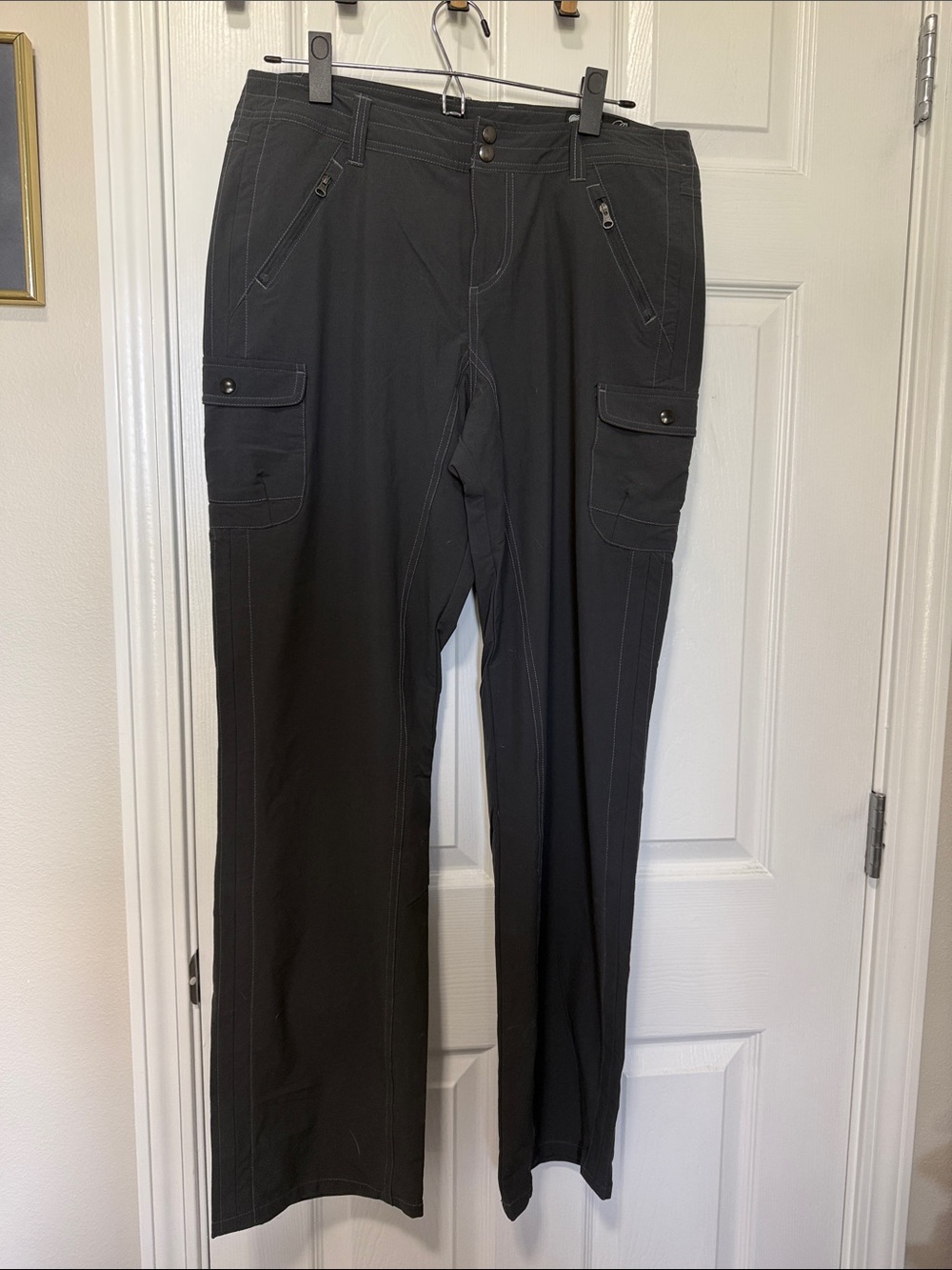 Kuhl Women’s lightweight hiking Pants with Utility Pockets dark grey Sz 12 EUC